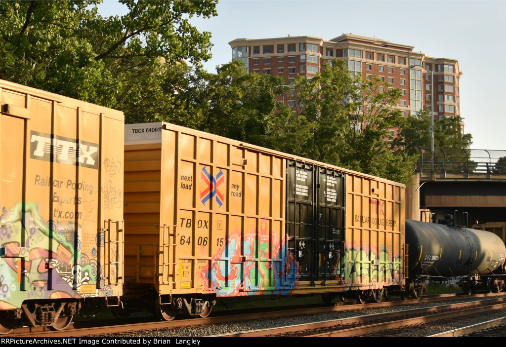 640615